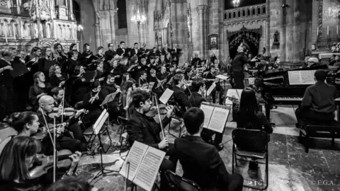 La Orquesta Sinf&oacute;nica Asociaci&oacute;n Filarm&oacute;nica de Cantabria (AFC) y el Orfe&oacute;n C&aacute;ntabro
