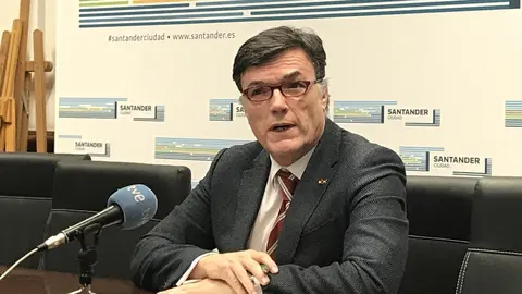 El concejal de Vox en el Ayuntamiento de Santander, Guillermo P&eacute;rez-Cos&iacute;o