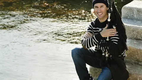 El gaitero Carlos N&uacute;&ntilde;ez