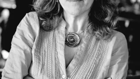 0C9893B1-C47B-4FF0-B623-BEA74553DD75