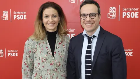 Los concejales del PSOE Ainoa Qui&ntilde;ones y N&eacute;stor Serrano tras la reuni&oacute;n del Consejo Rector del IMD