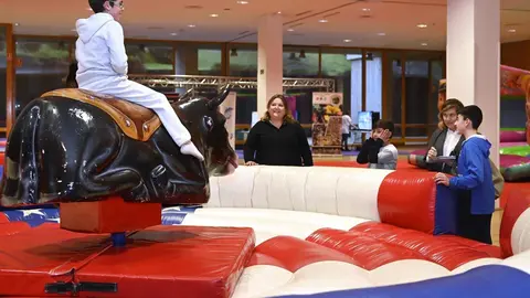 Apertura del parque navide&ntilde;o 'Ciudad de Navidad-Santander park' en el Palacio de Exposiciones