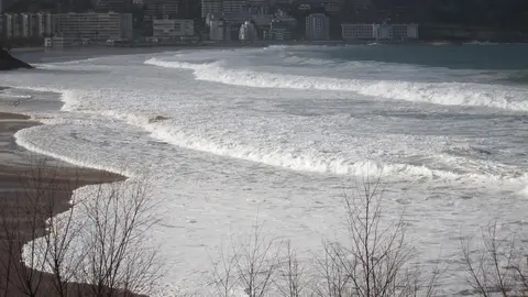 Olas. Oleaje. Mar. Marea. Pleamar. Temporal. Aviso. Alerta. Santander. Cantabria