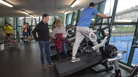 El Ayuntamiento de Camargo renueva las m&aacute;quinas del gimnasio de Cros