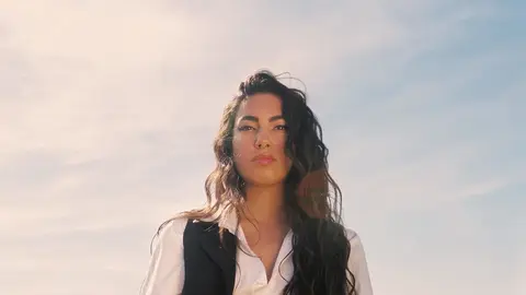 Maria Jose Llergo presenta su primer disco en el Centro Bot&iacute;n