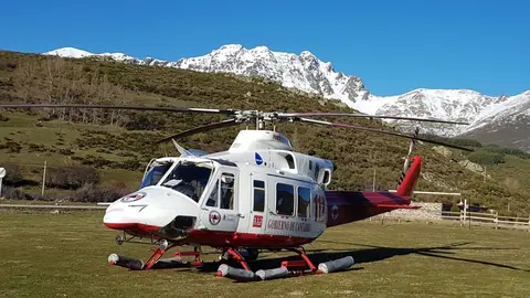 Helic&oacute;ptero Gobierno de Cantabria