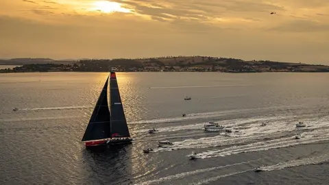 El barco 'Comanche', durante la regata Sydney-Hobart 2019.