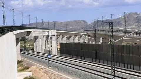 L&iacute;nea de Alta Velocidad