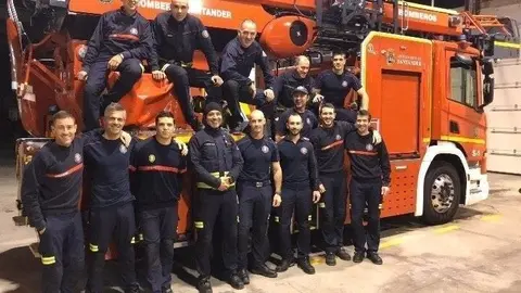 Bomberos de Santander de guardia en Nochevieja