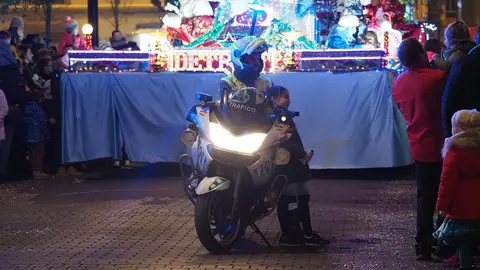 OLYMPUS DIGITAL CAMERA         