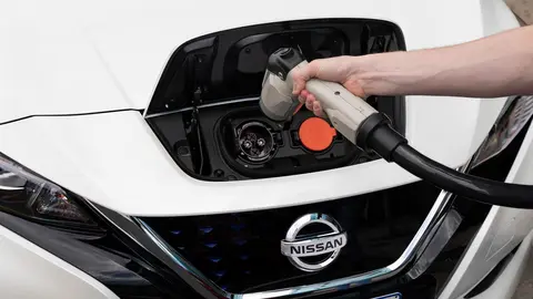 Recarga de un Nissan Leaf