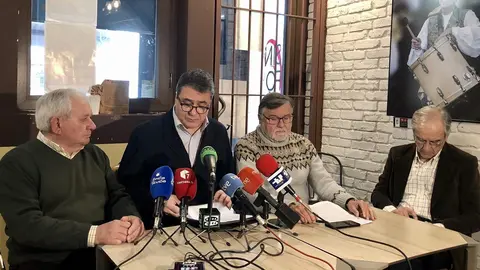 El grupo de Opini&oacute;n Quercus y la Asociaci&oacute;n Amigos de Torrelavega se han unido para solicitar al Ayuntamiento de Torrelavega la creaci&oacute;n de un Museo de Arte Local