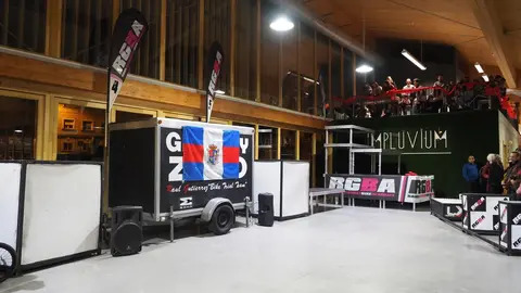 OLYMPUS DIGITAL CAMERA         