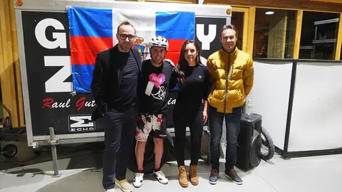 OLYMPUS DIGITAL CAMERA         