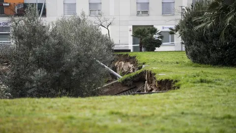 DAVID S. BUSTAMANTE 13/01/2020 SANTANDER/ CANTABRIA Hundimiento de un parking subterrraneo y un parque infantil en Santander