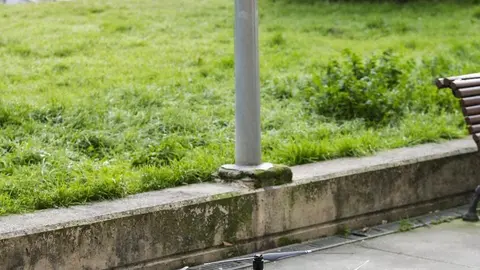 DAVID S. BUSTAMANTE 13/01/2020 SANTANDER/ CANTABRIA Hundimiento de un parking subterrraneo y un parque infantil en Santander