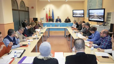 10:00.- Sala Usos M&uacute;ltiples. Planta 1&ordf;. Estaci&oacute;n De Autobuses De Santander.  El Director General De Transportes Y Comunicaciones, Felipe Pi&ntilde;a, Preside La Reuni&oacute;n Del Grupo De Trabajo Sobre La Red Ferroviaria En Cantabria.