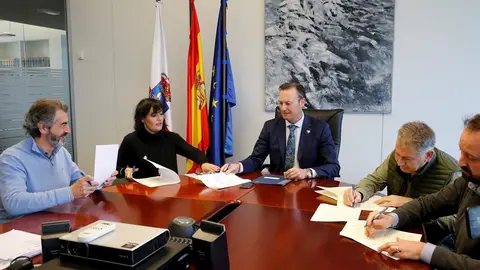El consejero de Desarrollo Rural, Ganader&iacute;a, Pesca, Alimentaci&oacute;n y Medio Ambiente, Guillermo Blanco, ha firmado un protocolo de colaboraci&oacute;n con organizaciones conservacionistas