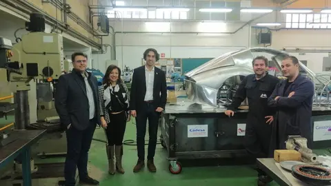 El alcalde de Astillero conoce el proyecto 'Ecocar Guarnizo' del IES Nuestra Se&ntilde;ora de los Remedios