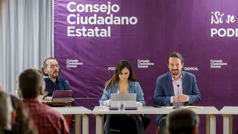 (I-D) El portavoz de Unidas Podemos en el Congreso, Pablo Echenique; la portavoz adjunta de Unidas Podemos en el Congreso, Ione Belarra; y el secretario general de Podemos y vicepresidente de Derechos Sociales y Agenda 2030 del Gobierno, Pablo Iglesias, d