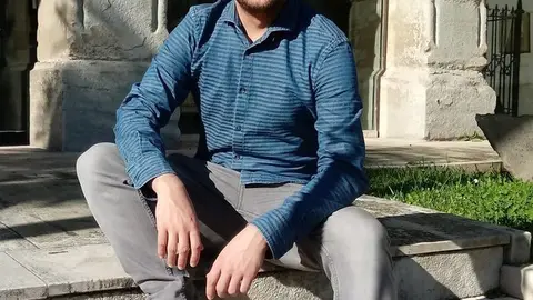 El concejal de Juventud del Ayuntamiento de Suances, Fran Gasc&oacute;n.