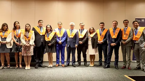 Alumnos de la primera promoci&oacute;n del M&aacute;ster en Banca en Chile