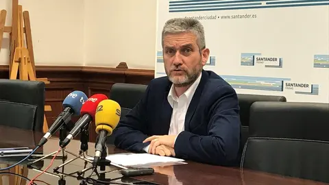 El portavoz del equipo de Gobierno (PP-Cs) de Santander y concejal de Urbanismo, Javier Ceruti