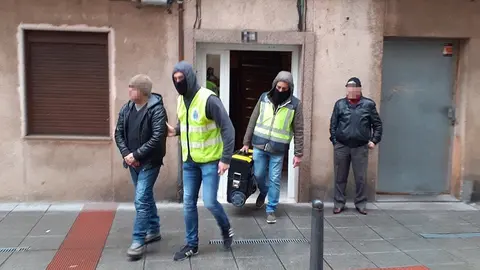 Detenci&oacute;n de los responsables de un foco de venta de drogas en Santander