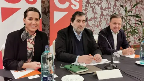 Beatriz Pino, Manuel Garc&iacute;a Bofill y Joan Mesquida, de Ciudadanos