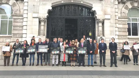 Minuto de silencio en Santander