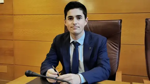 El diputado de Cs en el Parlamento de Cantabria Diego Mara&ntilde;&oacute;n