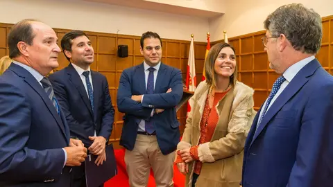 El registro de profesionales ser&aacute; un "revulsivo" para la mediaci&oacute;n, seg&uacute;n la consejera de Justicia 