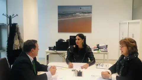 Odette &Aacute;lvarez se ha reunido con representantes de la Asociaci&oacute;n de Comerciantes del Casco Viejo de Santander para estudiar v&iacute;as de colaboraci&oacute;n