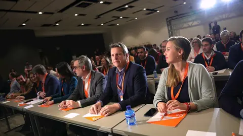 La portavoz de la Gestora de Ciudadanos, Melisa Rodr&iacute;guez, junto al secretario general, Jos&eacute; Manuel Villegas, y otros miembros de la direcci&oacute;n del partido.