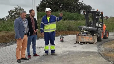 Obras de asfaltado en Bezana