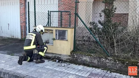 Bomberos del 112 en Penagos