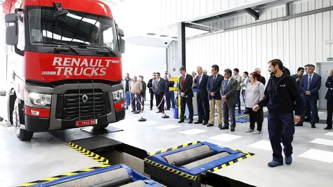    Cantabria cuenta ya con ocho estaciones de ITV tras la inauguraci&oacute;n este mi&eacute;rcoles de la nueva de Castro Urdiales-Ont&oacute;n, que posibilita que todos los conductores de la comunidad aut&oacute;noma cuenten a menos de 50 kil&oacute;metros con una