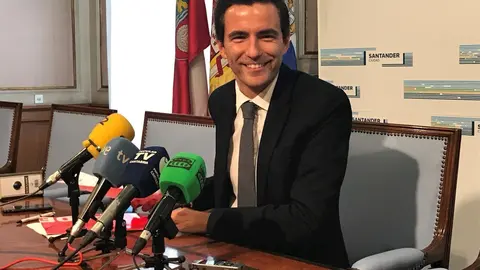 Rueda de prensa de Pedro Casares