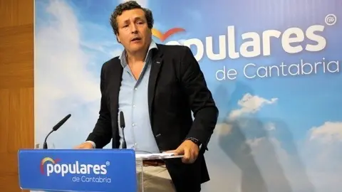 El portavoz del PP I&ntilde;igo Fern&aacute;ndez