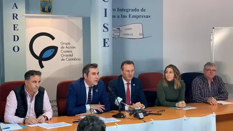 Firma de contratos de ayudas del GAC Oriental