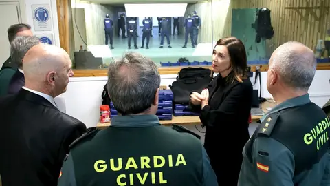 500 Polic&iacute;as Locales De Cantabria Hacen Pr&aacute;cticas De Tiro Con Instructores De La Guardia Civil