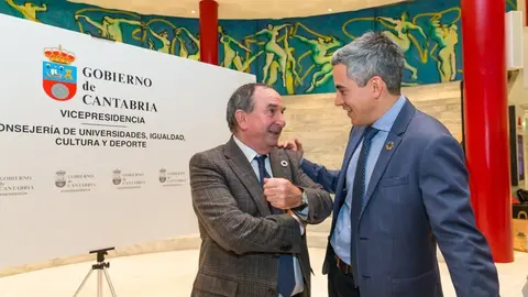 10:00 Sala Griega del Palacio de Festivales. El vicepresidente y consejero de Universidades, Igualdad, Cultura y Deporte, Pablo Zuloaga, acompa&ntilde;ado de la consejera de Empleo y Pol&iacute;ticas Sociales, Ana Bel&eacute;n &Aacute;lvarez, inaugura el encuentro Cantabria-Euskadi en el &aacute;rea laboral, con presencia del viceconsejero de Trabajo y Seguridad Social del Gobierno Vasco, Jon Azkue. A las 12:30 los asistentes visitan el ICASST y mantienen un encuentro con los agentes sociales. 5 de febrero de 2020 &copy; Ra&uacute;l Lucio
