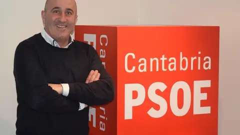 Agust&iacute;n Molleda, alcalde de Cartes y secretario de Pol&iacute;tica Municipal del PSOE Cantabria 
