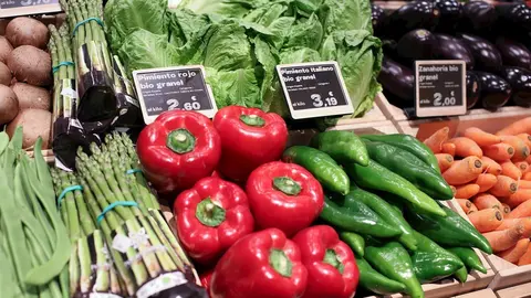 Carrefour elimina el pl&aacute;stico en la secci&oacute;n de frutas y verduras en sus tiendas 'Bio'