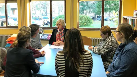 La consejera de Educaci&oacute;n, Formaci&oacute;n Profesional y Turismo, Marina Lomb&oacute;, visita el Centro de Educaci&oacute;n Especial Parayas