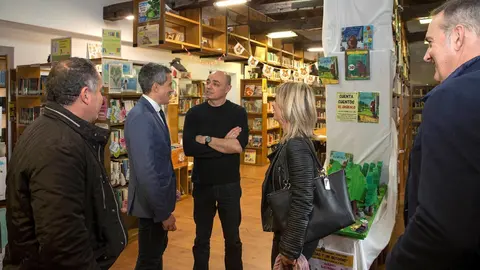 L vicepresidente y consejero de Universidades, Igualdad, Cultura y Deporte, Pablo Zuloaga, realiza una visita institucional a Cabez&oacute;n de la Sal