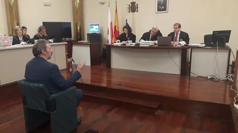 Fernando Urruticoechea, interventor de Castro de 2001 a 2006, declara como perito en el jucio de La Loma