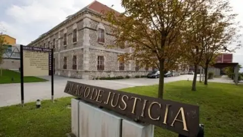 A449B518-3230-4AB4-AB4D-AD2AD7F9660E