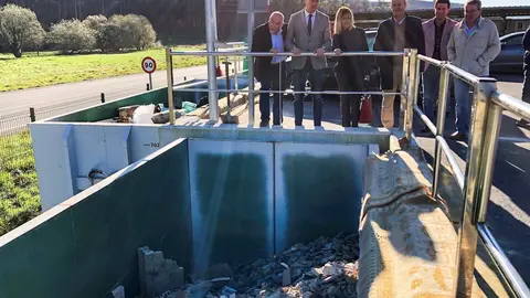 Blanco en un punto limpio de Pi&eacute;lagos