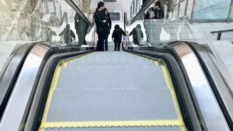 Nota De Prensa Y Fotos Entra En Servicio El Nuevo Itinerario Peatonal Mec&aacute;nico De Porr&uacute;a